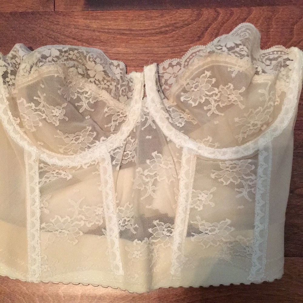 Nude Lace Bustier
